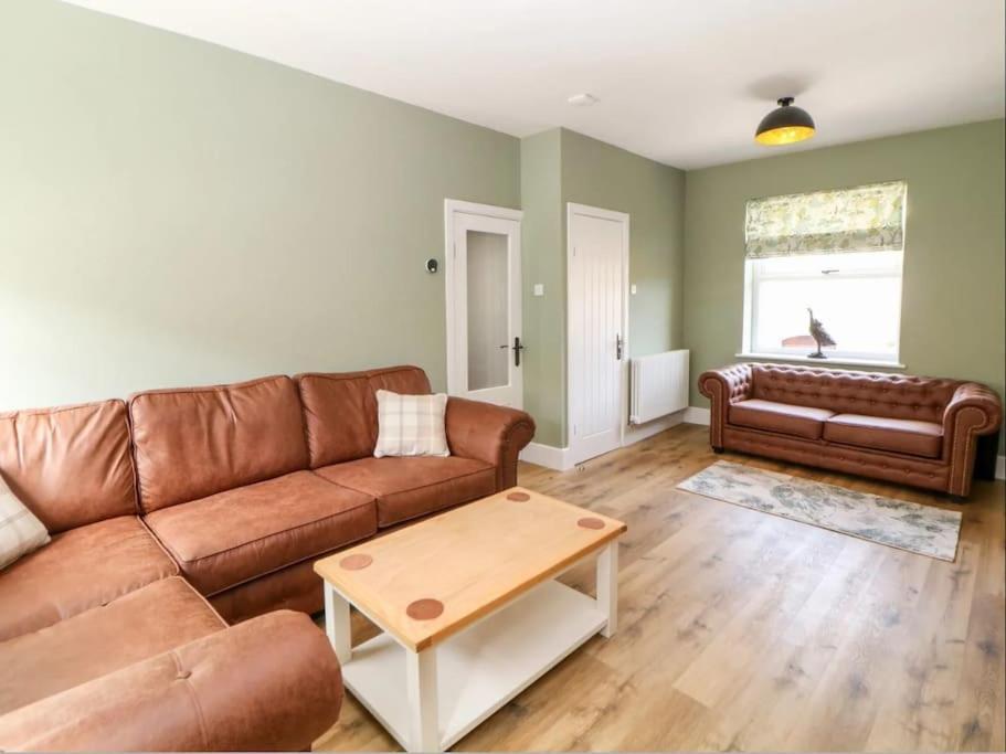 Babbling Brook Cottage Stony Middleton ภายนอก รูปภาพ